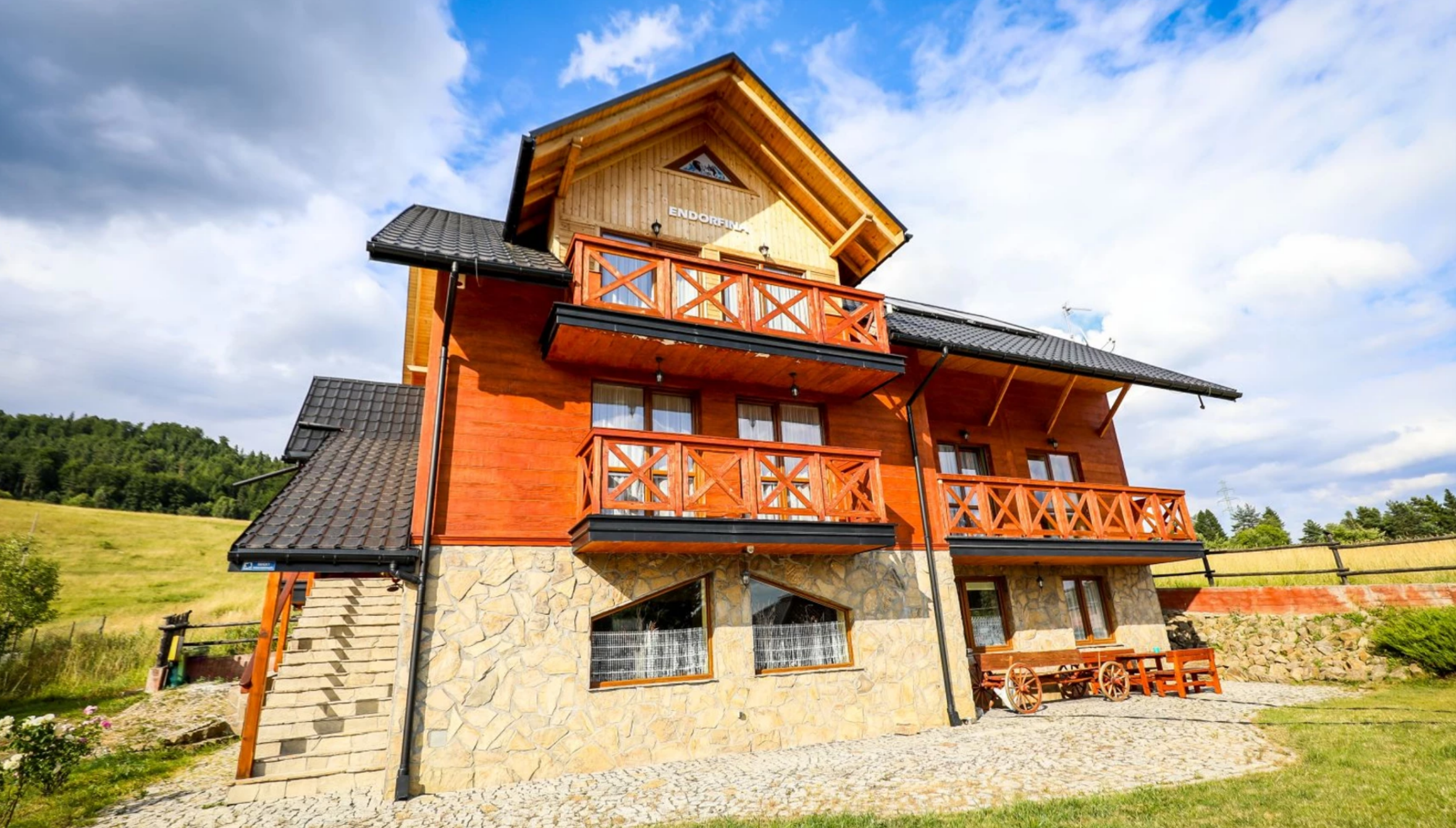 Endorfina czeka na was w sercu Beskidu Sądeckiego, w dolinie Szczawnika