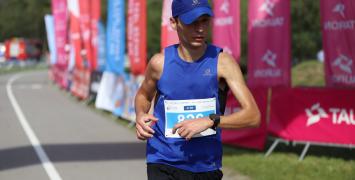 Tomasz Kobos zwycięzcą Biegu 7 Dolin 61 km