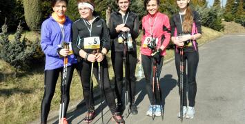 Nordic walking to ich rodzinna pasja
