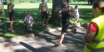 Parkrun w Parku Skaryszewskim w Warszawie