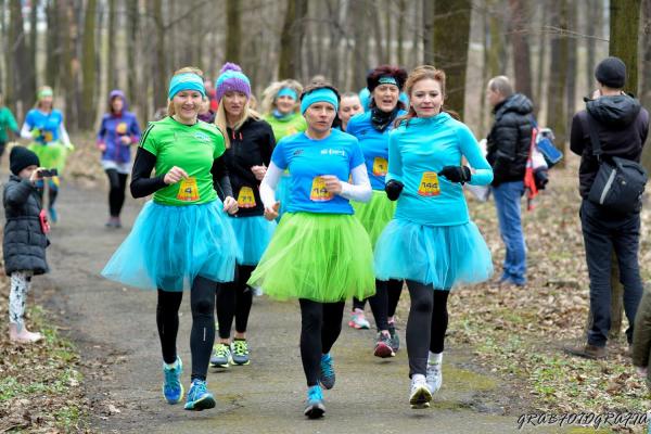 Pierwszy w Dębicy bieg w spódnicy (6.3.2016)