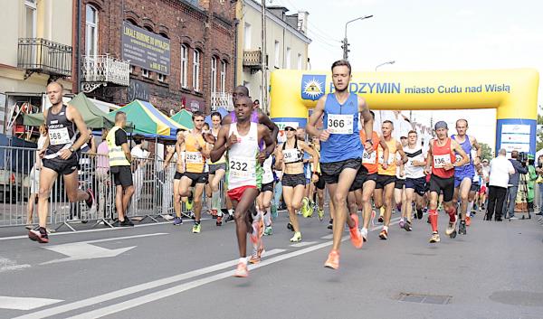26. Półmaraton "Cud Nad Wisłą" 1920 r. w Radzyminie (15.8.2017) 26. Półmaraton "Cud Nad Wisłą" 1920 r. w Radzyminie (15.8.2017)