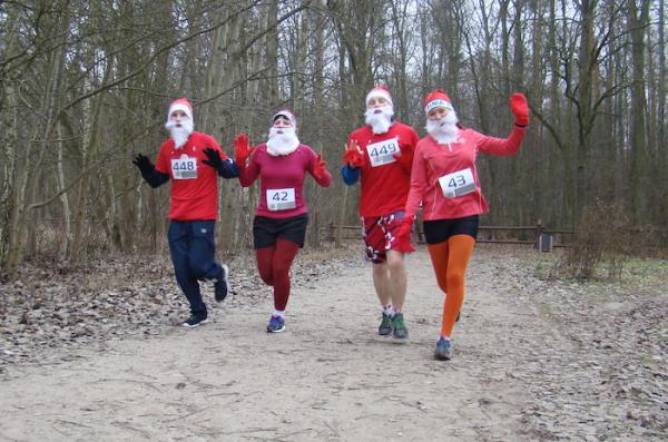 Bieg Mikołajkowy na Kabatach w Warszawie (6.12.2014)