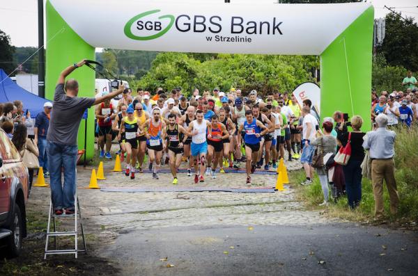 SGB GBS Bank w Strzelinie 5. Półmaraton Henrykowski (13.8.2016)