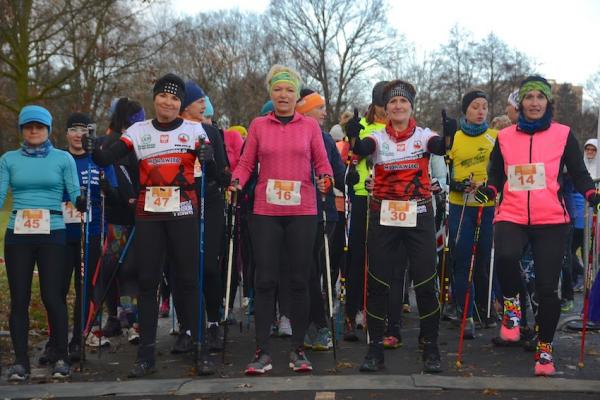 7. Międzynarodowe Mistrzostwa Polski w Nordic Walking w Lubinie (27.11.2016)