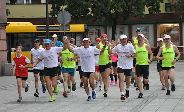 Powrót Augusta Jakubika z biegowej pielgrzymki Santiago de Compostela (29.7.2016)