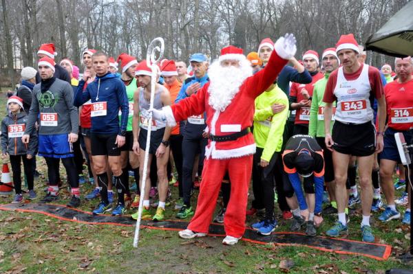 5. Charytatywny Bieg Mikołajkowy w Kędzierzynie-Koźlu (10.12.2016)