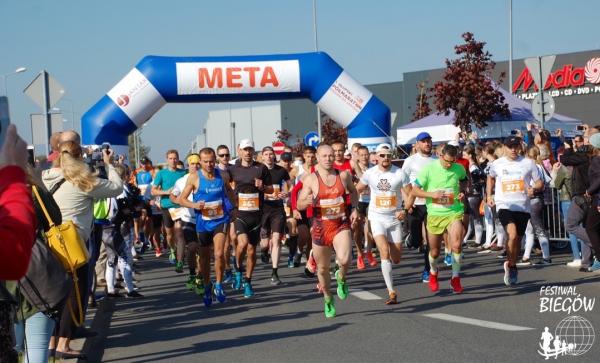 1. Półmaraton Słupsk "Biegiem do Jantara" (30.9.2017)