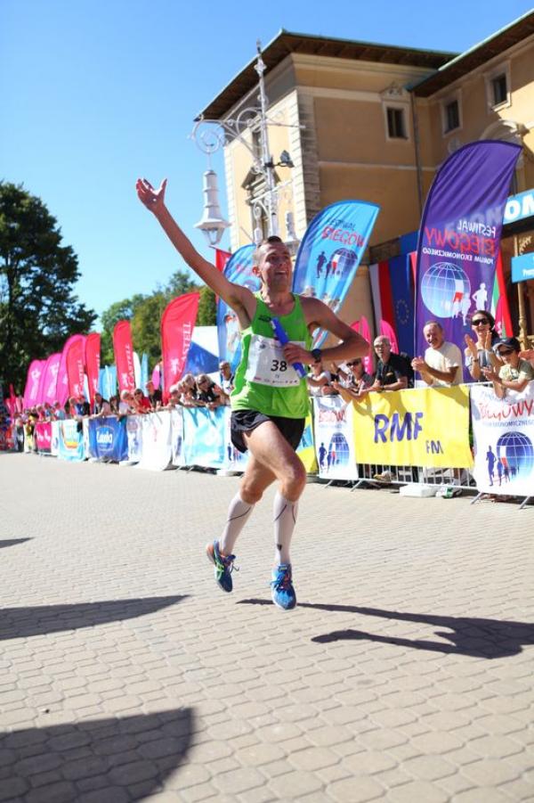 Znajdź się na zdjęciu - Koral Maraton Znajdź się na zdjęciu - Koral Maraton