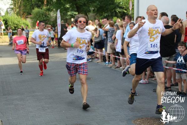 6. Bieg „Daj piątaka na dzieciaka” w Łodzi (15.6.2019) 6. Bieg „Daj piątaka na dzieciaka” w Łodzi (15.6.2019)