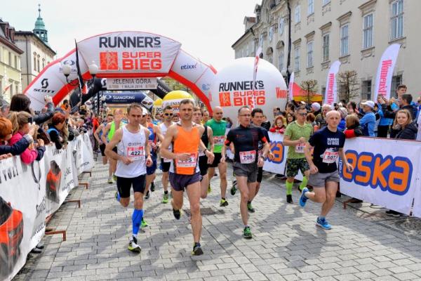 4. Półmaraton Jeleniogórski i Bieg na 10 km (1.5.2016)