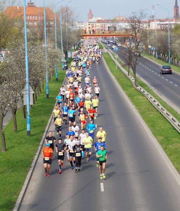 1241 Półmaraton Legnica – Legnickie Pole (9.4.2017) 1241 Półmaraton Legnica – Legnickie Pole (9.4.2017)