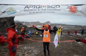 Bartosz Mazerski wygrał Antarctica Marathon