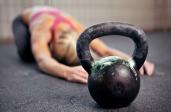 Kettlebell wzmocni mięśnie, poprawi siłę i wytrzymałość